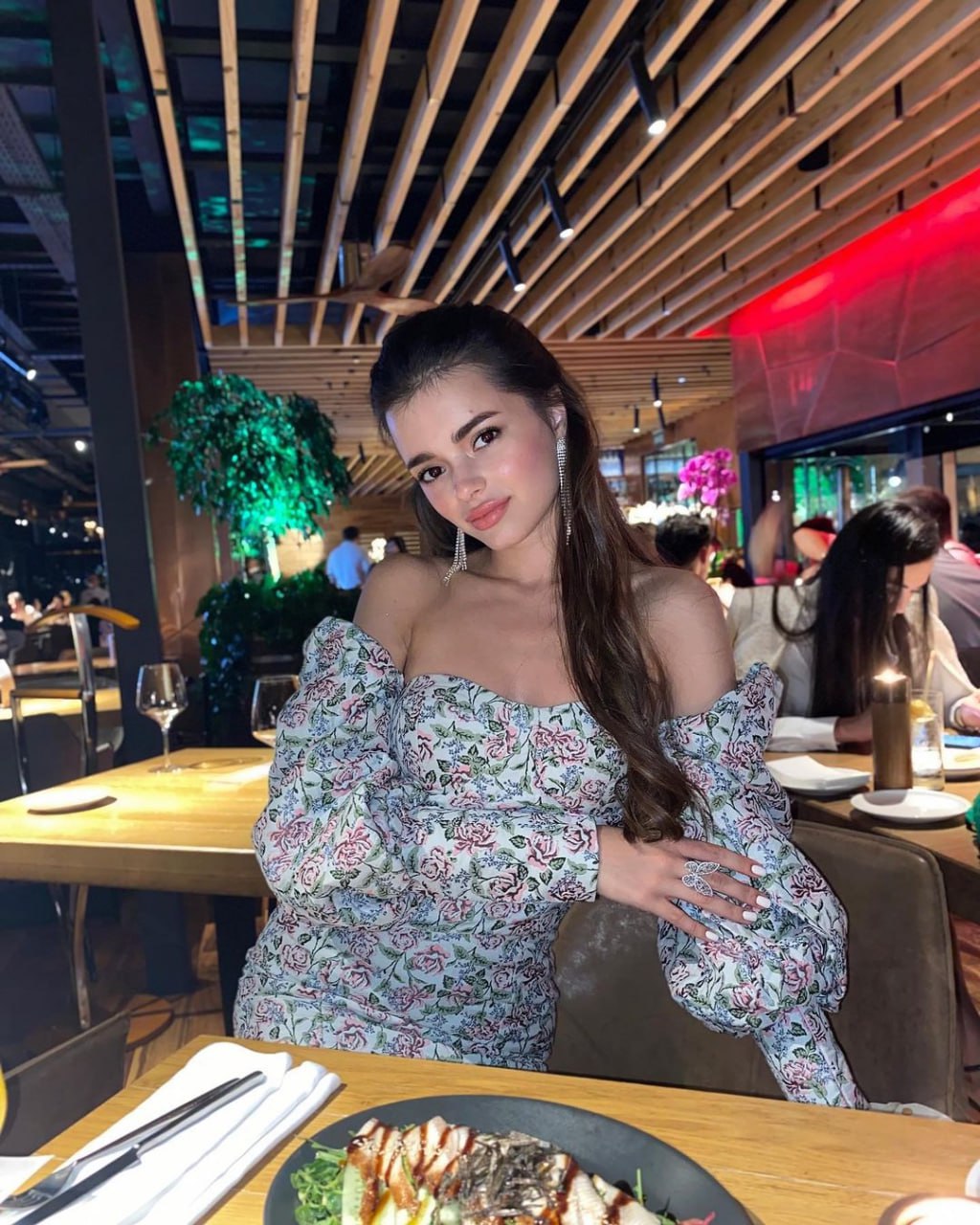 Эскортница з красивой грудью
Жаннет от escort-guru