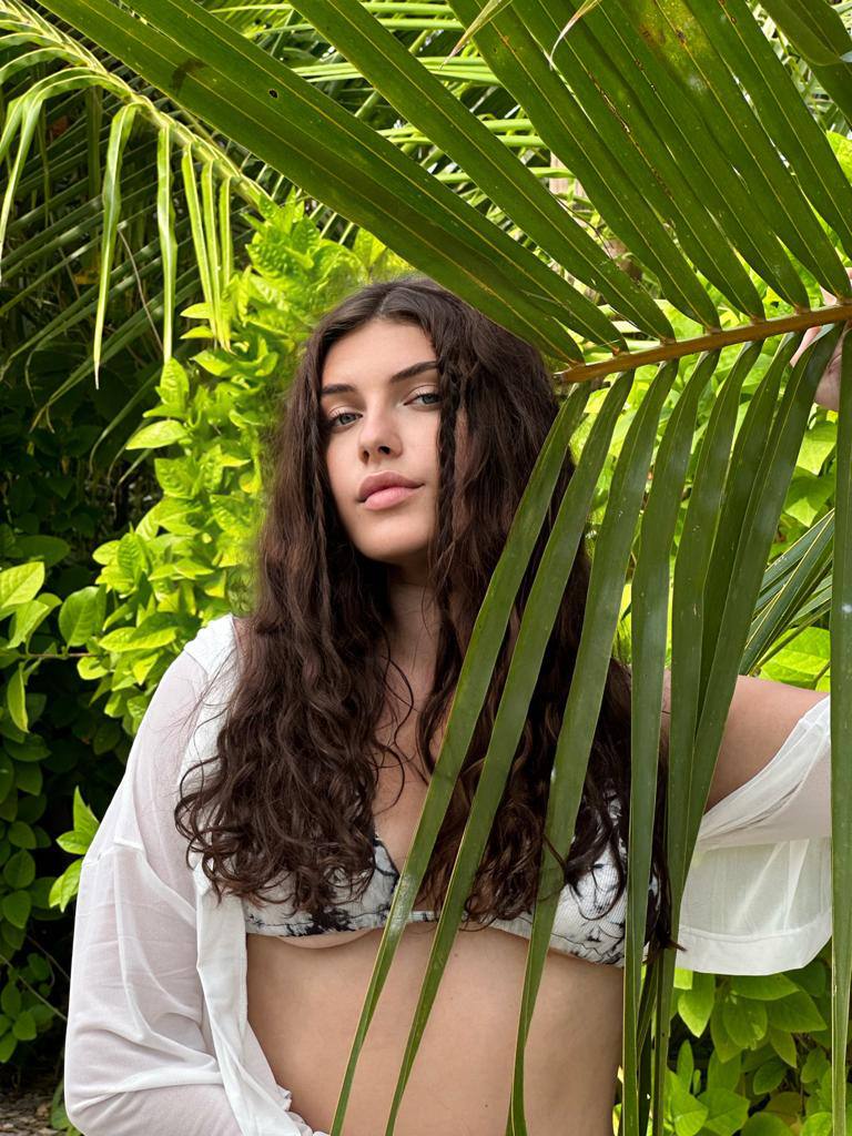 Эскортница з красивой грудью
Жанна от escort-guru